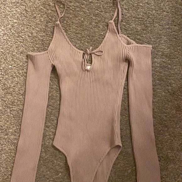 Tan Ribbed Off Shoulder Keyhole Tie Front Bodysuit Taupe Sweater Long Sleeve 🤎 - Picture 2 of 8